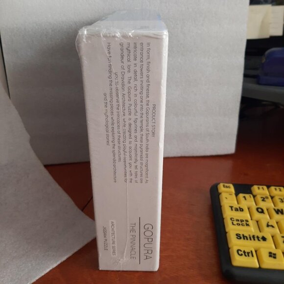 NEW ! Aura Gopura The Pinnacle 500 Piece Jigsaw Puzzle Architecture Series - Picture 3 of 3